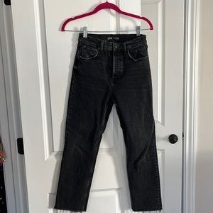 Zara size 4 black straight leg jeans